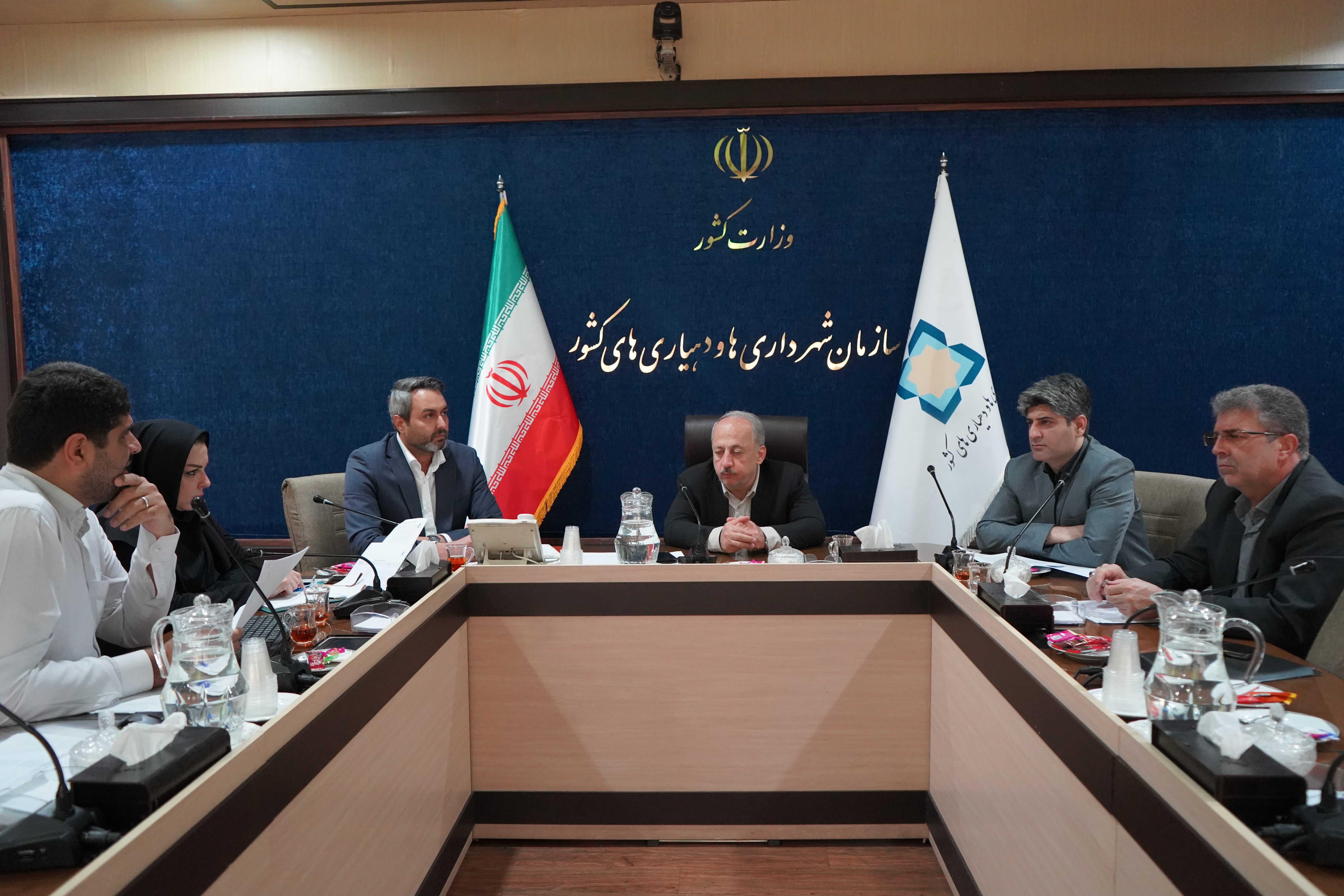نشست هیئت‌مدیره صندوق توسعه شهری و روستایی برگزار شد